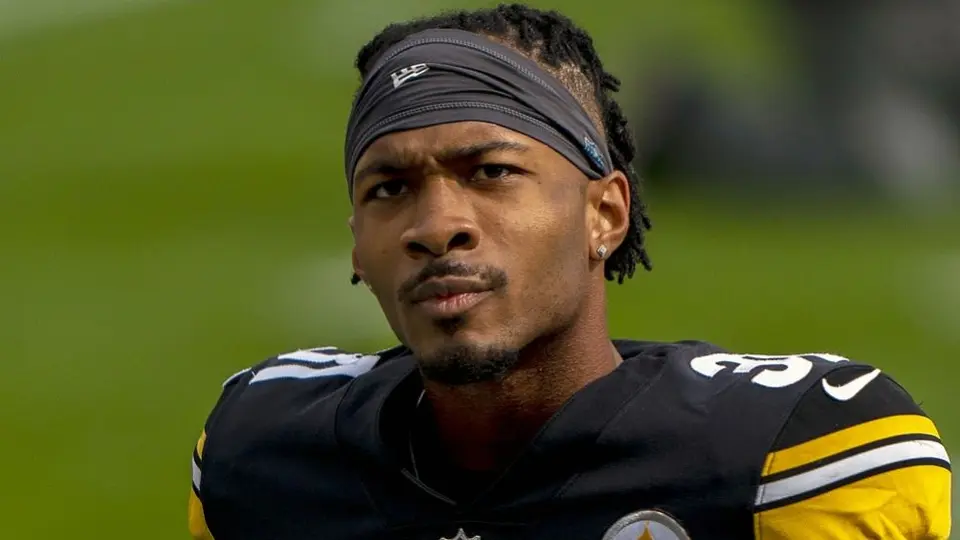 NFL: Jugador de Steelers fue arrestado por portación ilegal de un arma