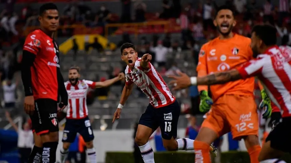 Clásico Tapatío: Chivas trolleó al Atlas por sus 70 años sin título