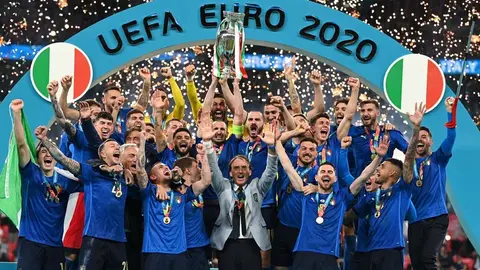 Italia estudia presentar candidatura para Eurocopa 2028 o Mundial 2030