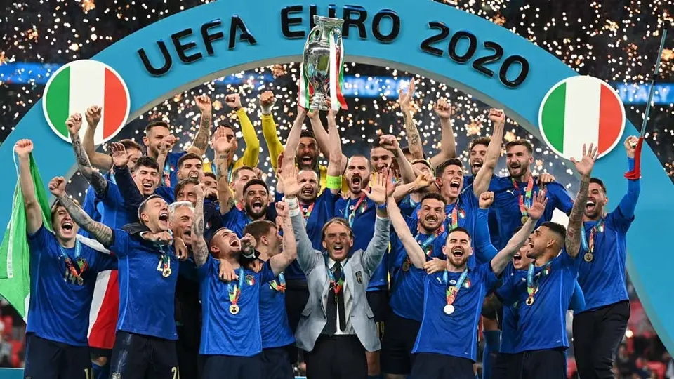Italia estudia presentar candidatura para Eurocopa 2028 o Mundial 2030