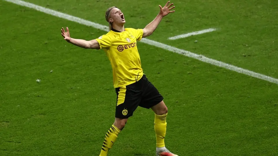 Borussia Dortmund: Erling Haaland, elegido mejor jugador de la temporada por aficionados