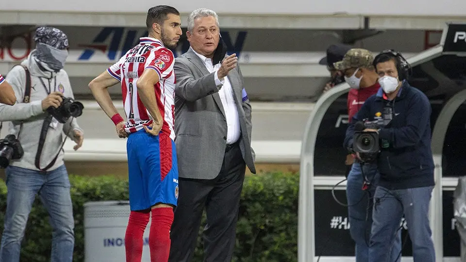 Sergio Santana: 'Vucetich le dará muchas satisfacciones a Chivas a largo plazo'