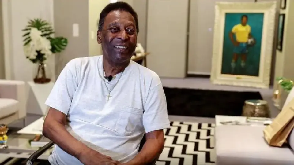 Brasil: Pelé, ingresado desde hace 6 días en un hospital tras exámenes de rutina