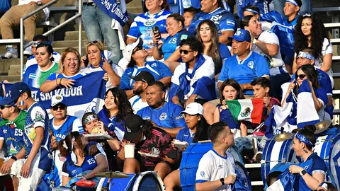 Copa Oro: Afición de El Salvador, mayoría en el Cotton Bowl en partido vs el Tri