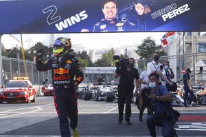 Checo Pérez, tercer lugar en campeonato de pilotos tras triunfo en GP de Azerbaiyán