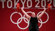 Laurel Hubbard: La primer mujer transgénero en JO es eliminada de Tokio 2020