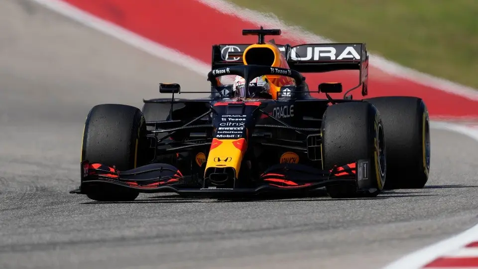 Checo Pérez lidió con diarrea y mareos para llegar al podio del GP de Estados Unidos