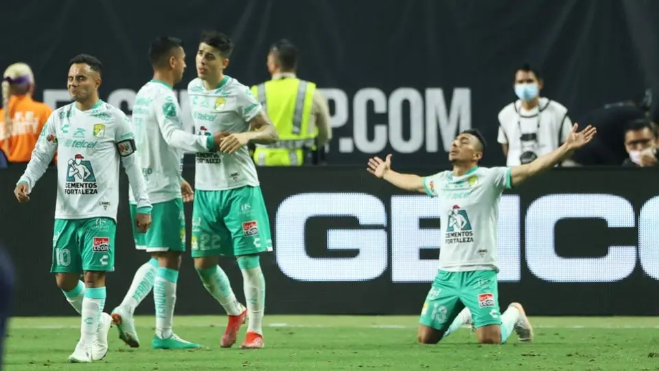 Ángel Mena, la joya desaprovechada por Cruz Azul, a un gol de los 50 en León