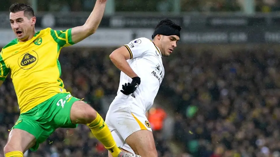 Raúl Jiménez: DT del Wolverhampton lanzó indirecta al mexicano por empate sin goles