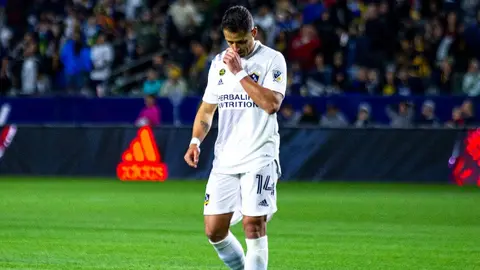 Video: Chicharito Hernández lloró durante entrenamiento