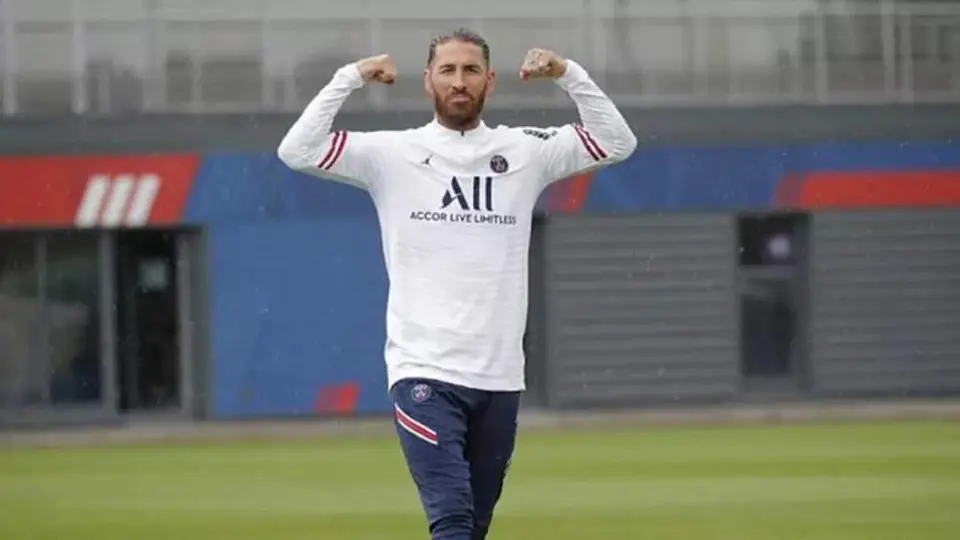 Sergio Ramos: Volvió a posponer su debut con PSG