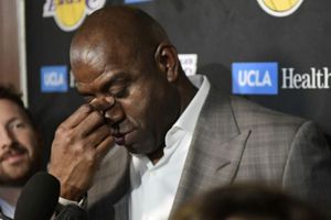 Magic Johnson admitió que tuvo relaciones sexuales con seis mujeres a la vez