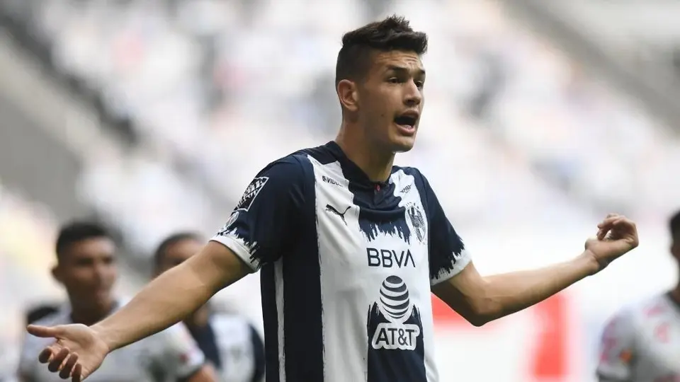 César Montes previo al duelo vs Cruz Azul: 'Contra el campeón queremos llevarnos la victoria'