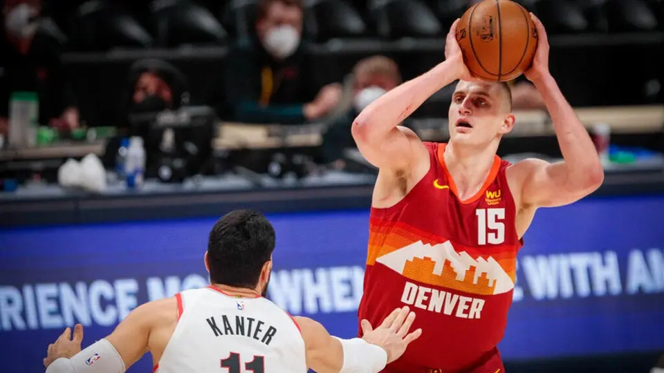NBA Playoffs: Nikola Jokic comandó victoria de Nuggets sobre Trail Blazers e igualan la serie