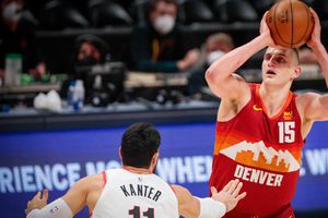 NBA Playoffs: Nikola Jokic comandó victoria de Nuggets sobre Trail Blazers e igualan la serie