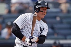 MLB: Rizzo, nueva adquisición de Yankees, dio positivo por Covid-19