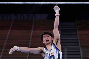 Tokio 2020: Campeón Olímpico de gimnasia en 2012 y 2016 sufrió caída y quedó eliminado