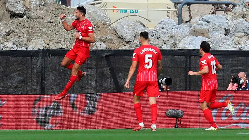 Néstor Araujo, sin minutos en derrota del Celta ante el Sevilla