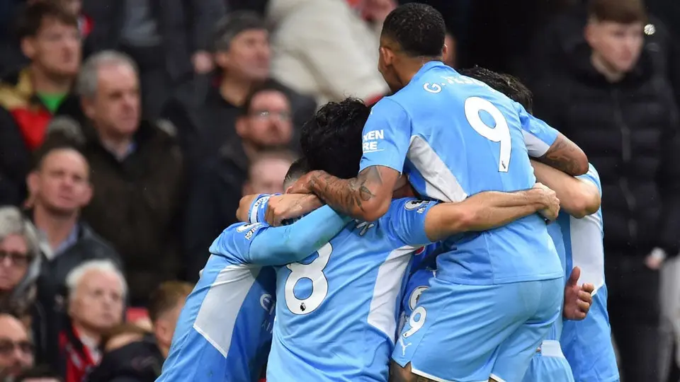 Premier League: Manchester City doblegó al United y se lleva el derbi