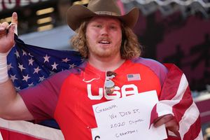 Tokio 2020: Ryan Crouser dedicó oro olímpico a su abuelo tras triunfar en lanzamiento de bala