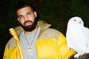 Barcelona:  Memphis Depay celebró el 'fichaje' de Drake