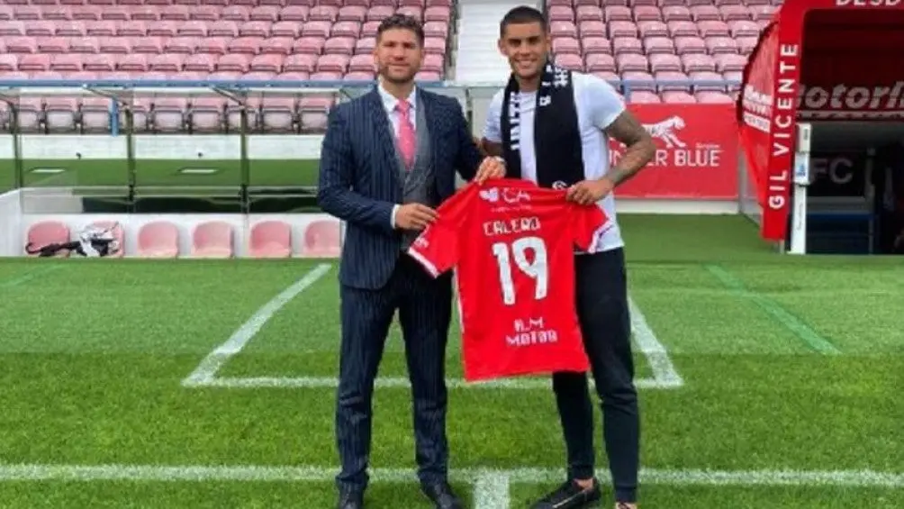 José Juan Calero presentado con el Gil Vicente | ESPECIAL