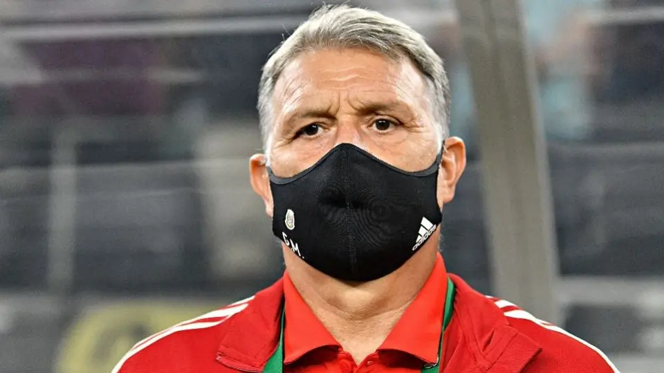 Tata Martino: 'Dar la cara por Pulido y Henry no me obliga a que sean titulares'