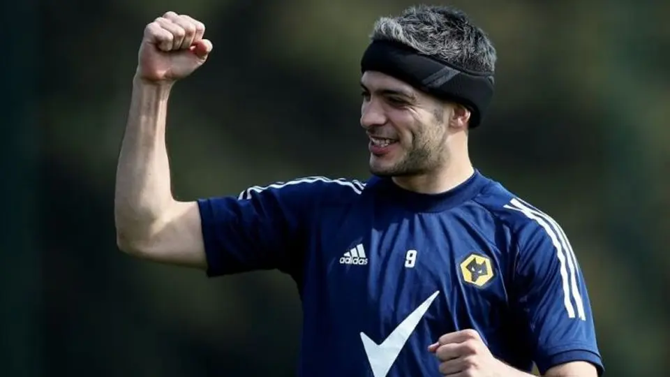Raúl Jiménez, en día clave para definir su futuro con Wolverhampton