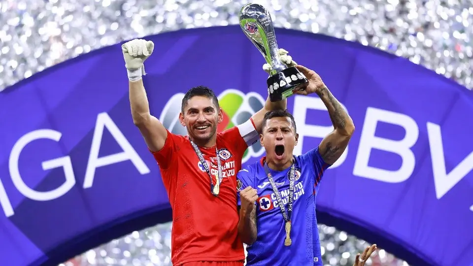 Cruz Azul: Pilares defensivos aseguraron su permanencia con La Máquina