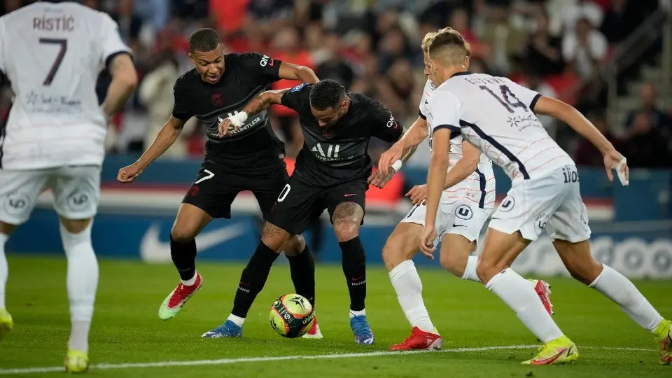 Pochettino sobre roce entre Kylian y Neymar: 'Entre los grandes siempre pasan cosas'