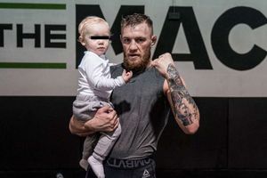 McGregor: Criticado en redes sociales por incitar a su hijo a golpear a otro niño