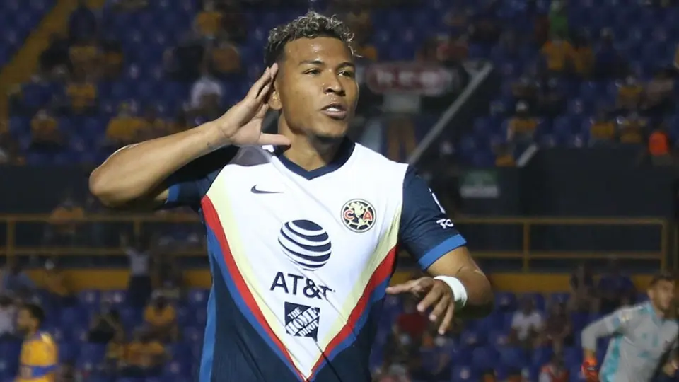 América: Mujer pide a Roger Martínez que reconozca la paternidad de su hijo