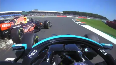 Video: Lewis Hamilton y Max Verstappen protagonizaron choque en el GP de Gran Bretaña