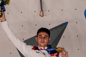 Tokio 2020: Español Alberto Gines ganó el primer oro en escalada deportiva
