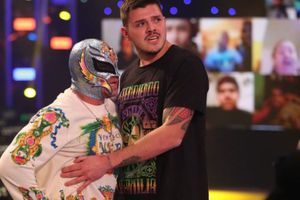 Rey Mysterio, aficionado de Chivas, confesó que su hijo es americanista