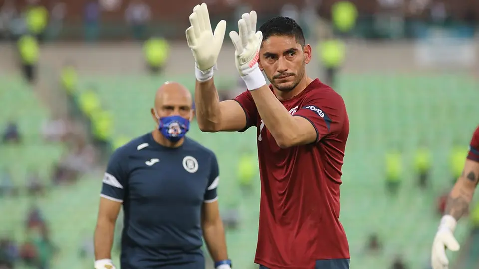 Roberto Alvarado: Jesús Corona portó playera del 'Piojo' previo a la Final