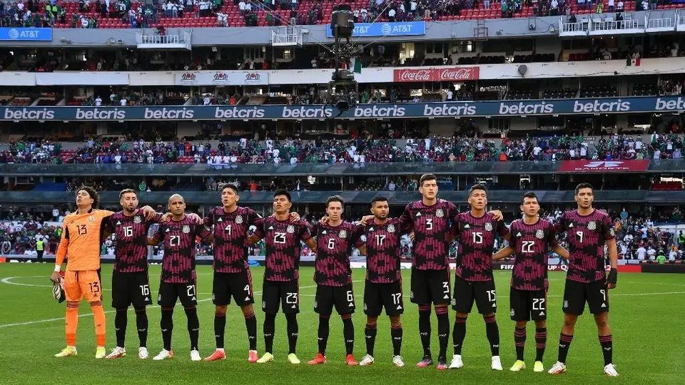 Selección Mexicana: Yon de Luisa no descarta que el Tri salga del Estadio Azteca