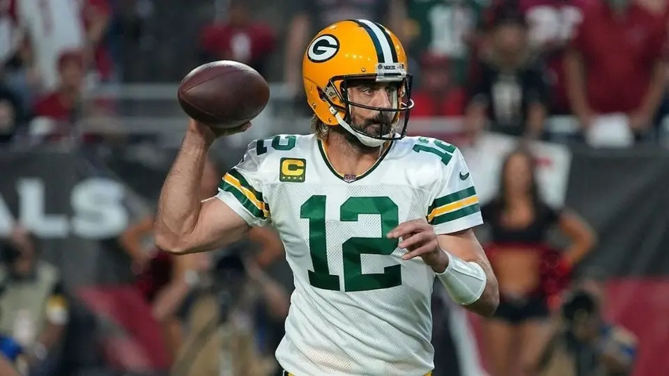 NFL: Aaron Rodgers salió de la lista de Covid-19 y podrá jugar ante Seahawks