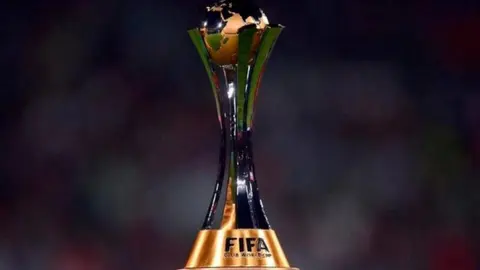 Mundial de Clubes 2021: Se llevará a cabo en 2022 en Emiratos Árabes Unidos