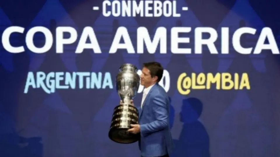 Copa América: El vicepresidente de la AFA quiere "evitar" la competición en Argentina