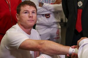 Billy Joe Saunders: 'Canelo Álvarez, el hombre más temible del mundo'