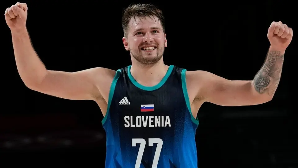 Luka Doncic hizo historia con 48 puntos en triunfo de Eslovenia ante Argentina