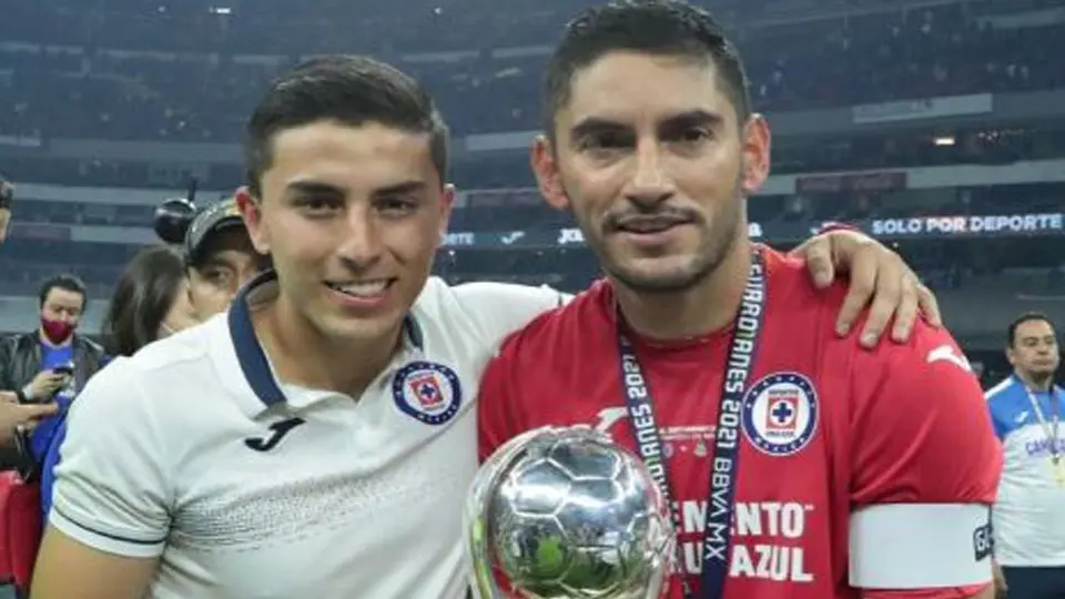 Cruz Azul: Hijo de Chuy Corona explicó su versión del altercado con el comisario de la Liga MX