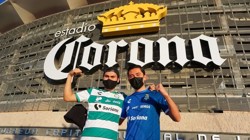 Santos: Repartió propaganda en el TSM para evitar grito prohibido