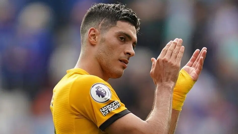 Raúl Jiménez: Wolverhampton alinearía al mexicano pese a la sanción de FIFA