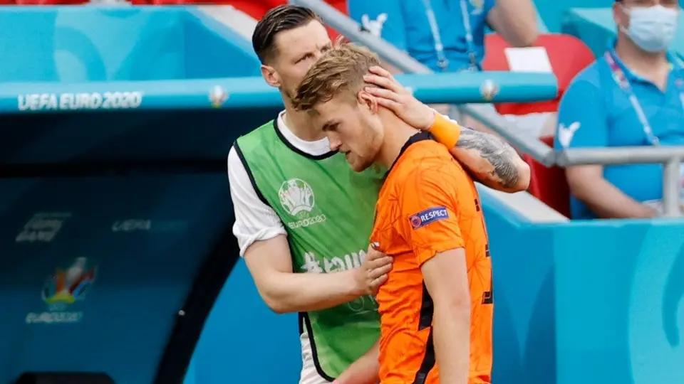 De Ligt tras su expulsión ante República Checa: 'Perdimos por lo que hice'