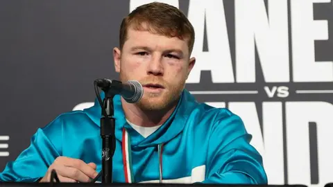 Canelo Álvarez a Vicente Fernández: 'Mi ídolo'