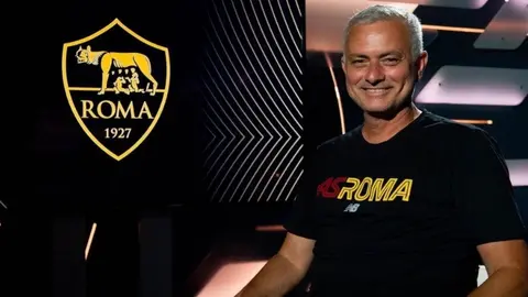 José Mourinho celebró segunda victoria de la Roma con pizza y refresco