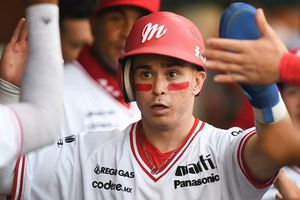 Diablos Rojos selló 'ardiente' victoria ante el Águila de Veracruz en primer juego de la temporada