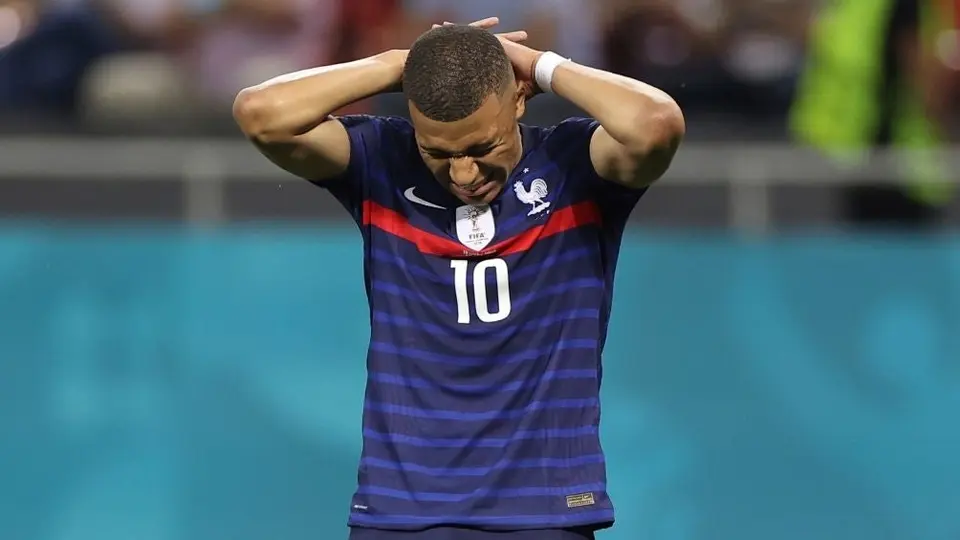 Francia: Griezmann y Mbappé habrían tenido problemas en el vestidor durante la Euro